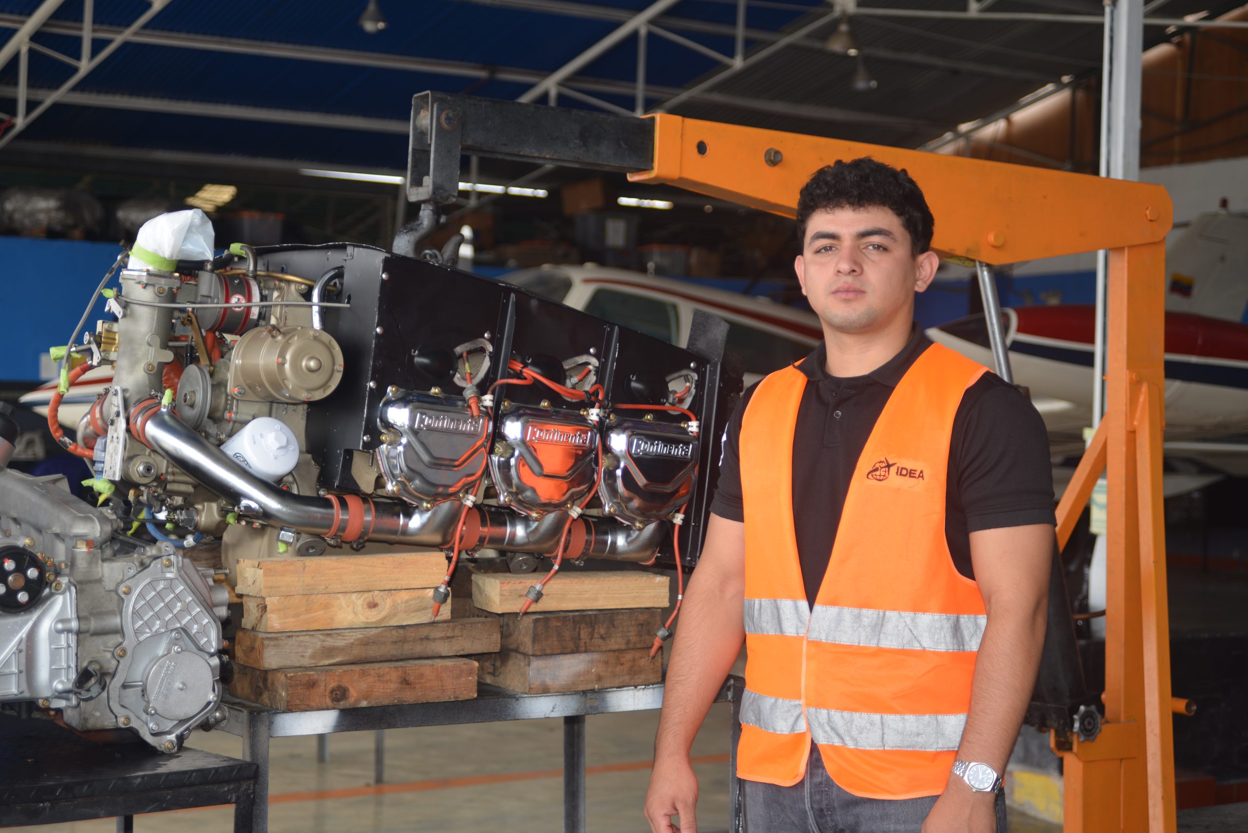 Curso de técnico en mantenimiento aeronáutico 2027-Trimestre III